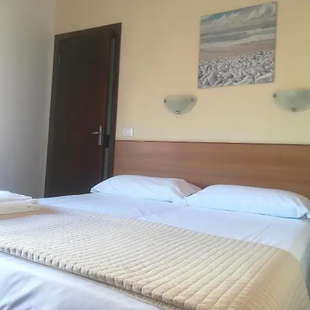 Valente Hotel