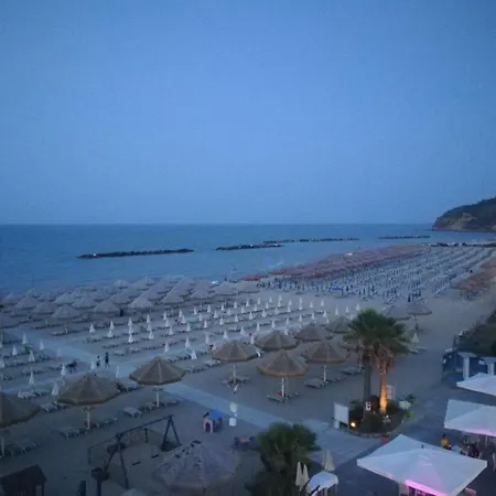 Valente Hotel