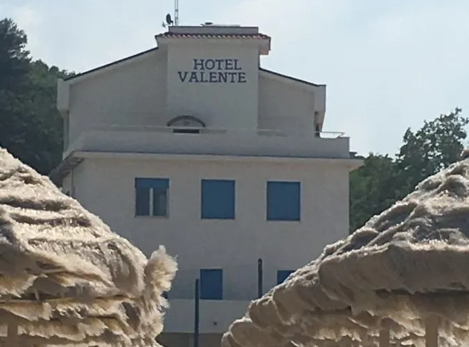 Отель Valente